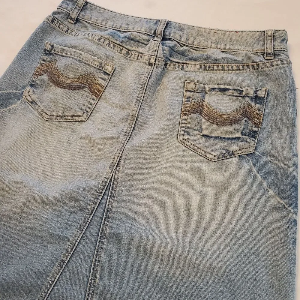 Vtg Mossimo Denim Knee Length Skirt Jean Boho Distressed Faded Hippie Western